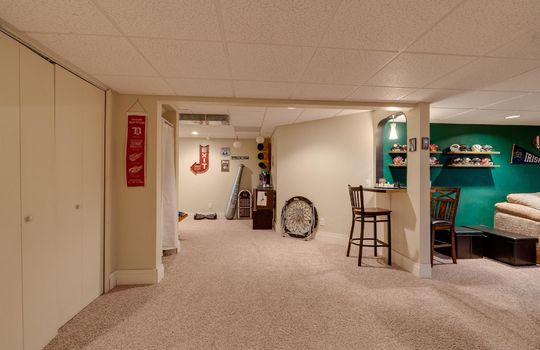 7733 Kensington Rd Int-39