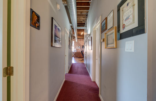 100 S Huron St 5B Int-9