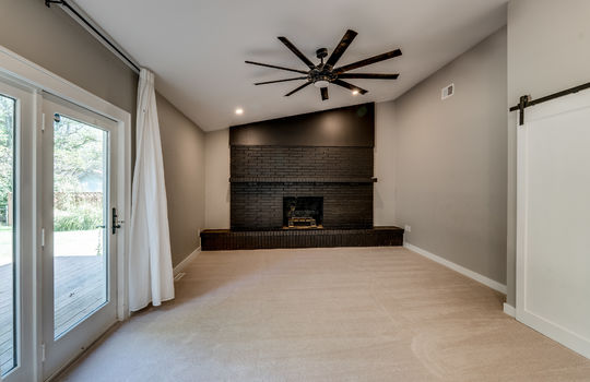 1530 Coventry Int-14