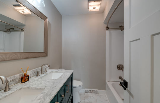 1530 Coventry Int-28