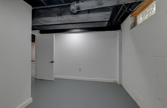 1530 Coventry Int-38