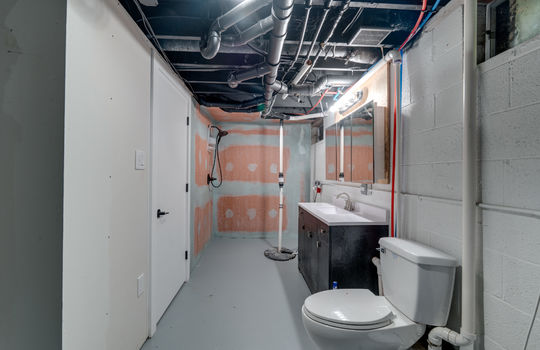 1530 Coventry Int-39