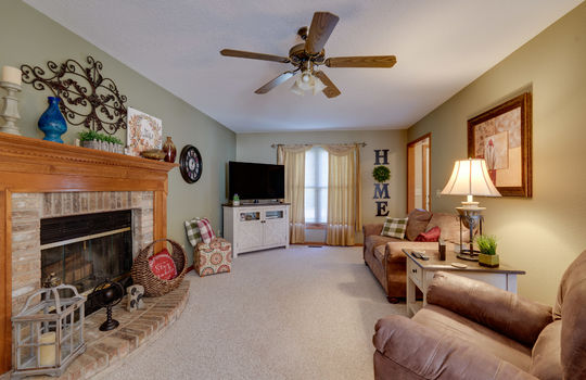 1846 Bragden Dr Int-13