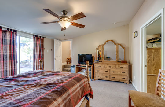 3012 First St Int-25