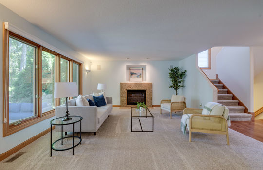 3874 Coachman Dr Int-12