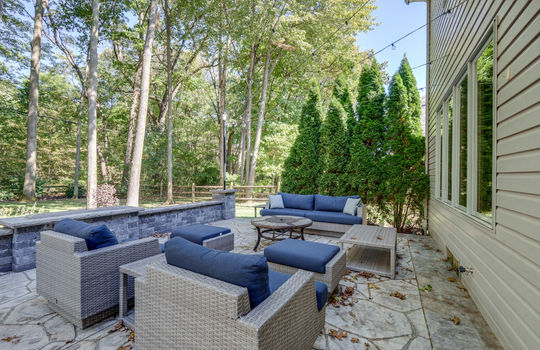 3874 Coachman Dr Int-20