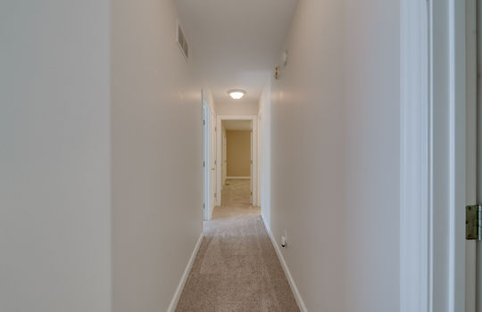 3874 Coachman Dr Int-36