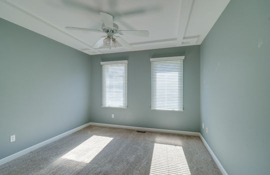 3874 Coachman Dr Int-44