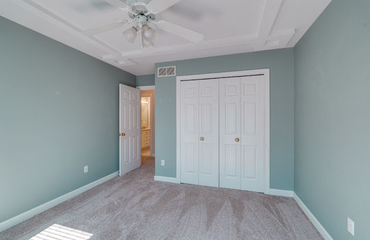 3874 Coachman Dr Int-45