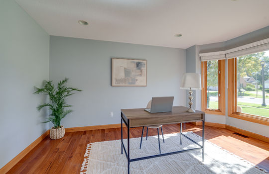 3874 Coachman Dr Int-5