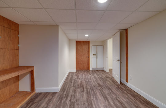 3874 Coachman Dr Int-56