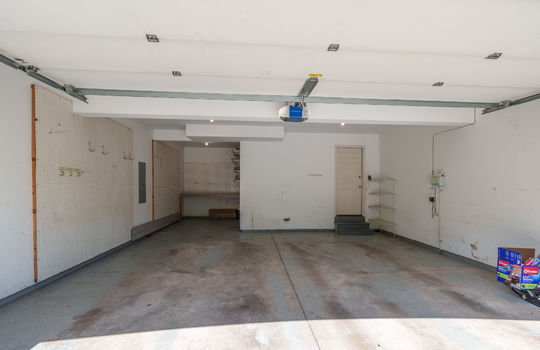 3874 Coachman Dr Int-59