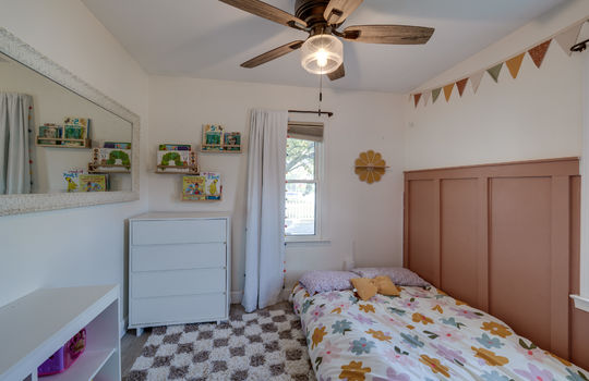 5202 Arbor Way Int-12