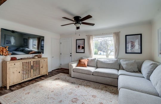 5202 Arbor Way Int-3