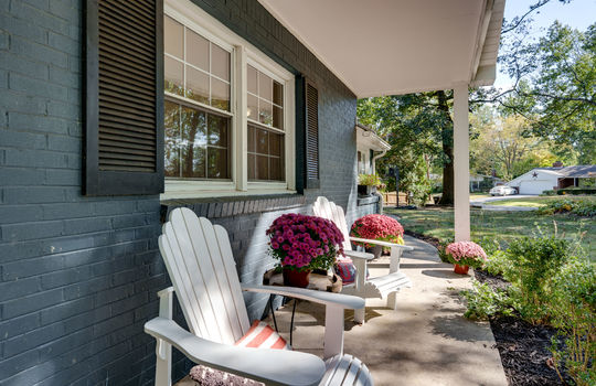 7986 Mohawk Trail Int-2