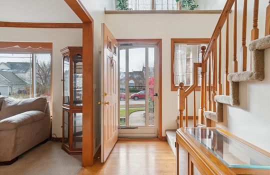 08-42264-Chase-Dr-WindowStill