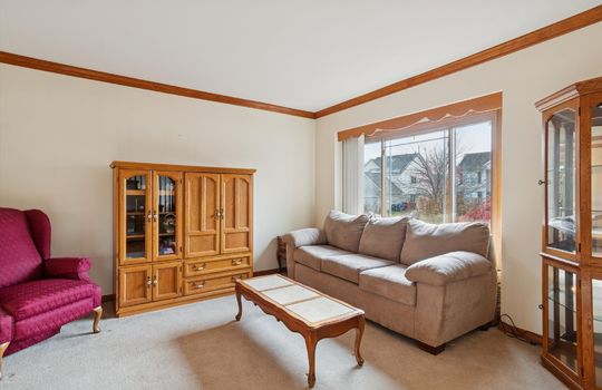 11-42264-Chase-Dr-WindowStill