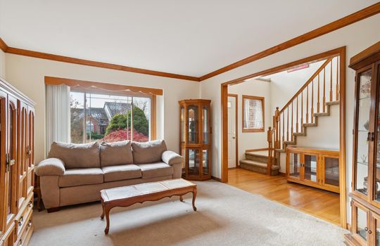 12-42264-Chase-Dr-WindowStill