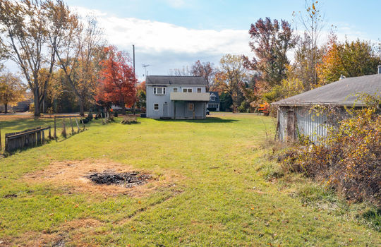 208 E Erie Rd Ext-12