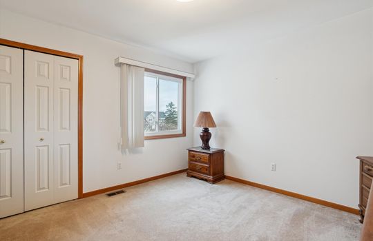 33-42264-Chase-Dr-WindowStill