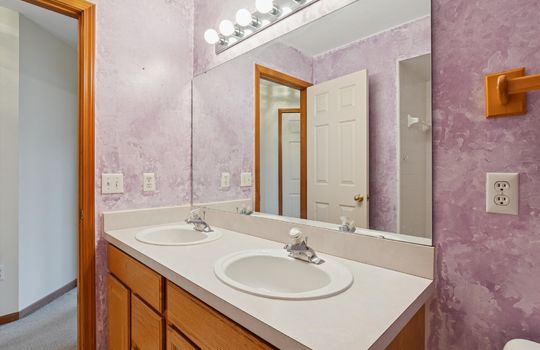 37-42264-Chase-Dr-WindowStill