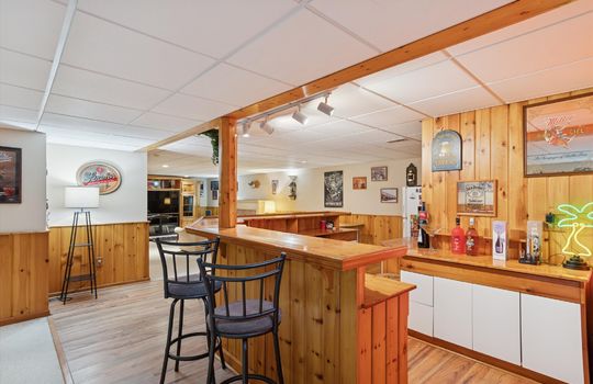 53-42264-Chase-Dr-WindowStill