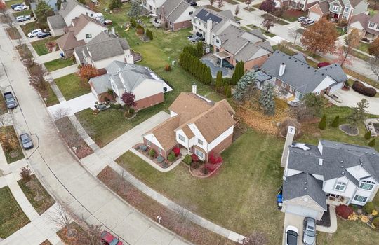 72-42264-Chase-Dr-WindowStill