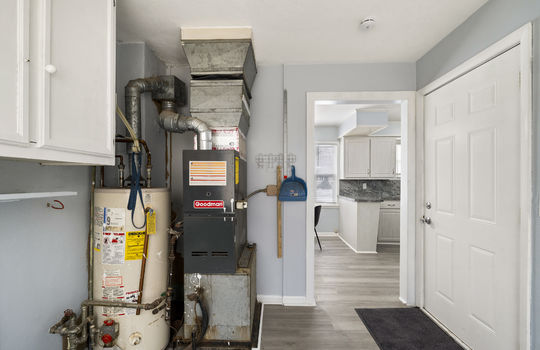 4841 Leamington Ave Int-19