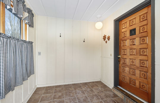 11044 Secor Rd Int-1