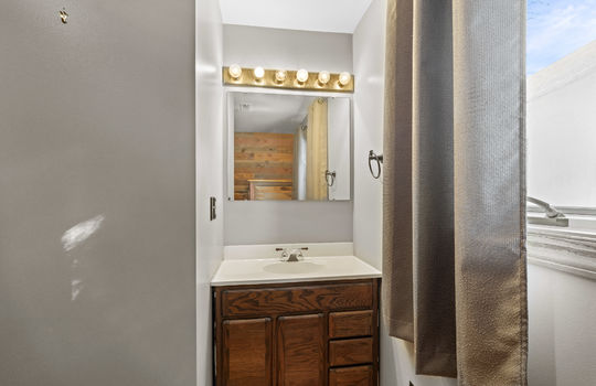 11044 Secor Rd Int-10