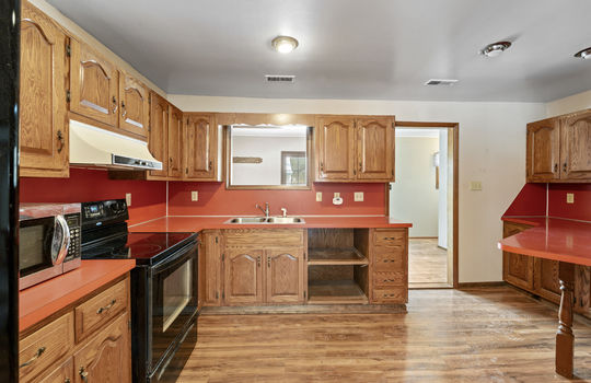 11044 Secor Rd Int-16