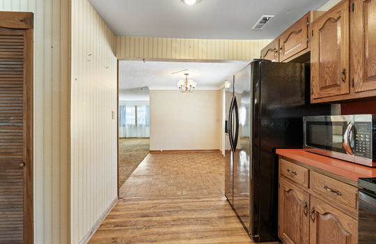 11044 Secor Rd Int-19