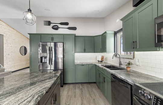 1611 Latcha Rd Int-8