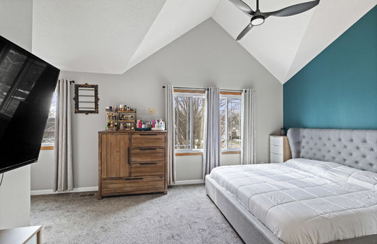 1801 Eaglecrest Rd Int-20