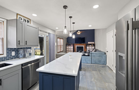 1801 Eaglecrest Rd Int-6