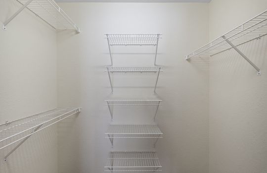 2410 Sutton Dr Int-20