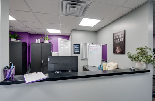 3325 N. Dixie Hwy Int-3