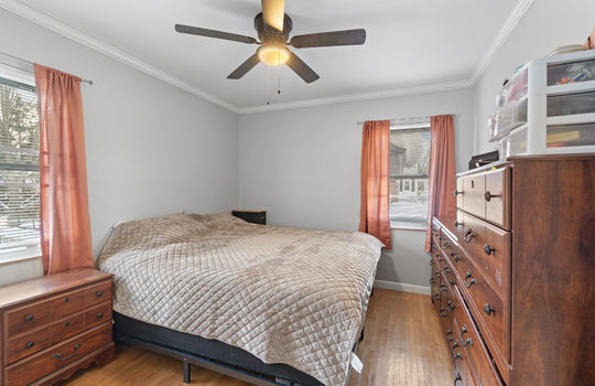 345 Hillside Dr Int-12