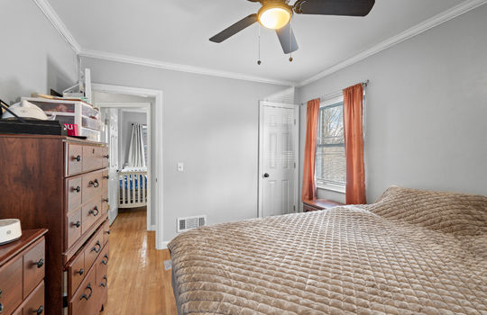 345 Hillside Dr Int-13