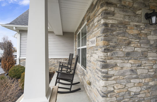 7900 Iron Horse Int-1