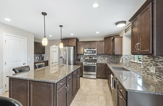 7900 Iron Horse Int-13