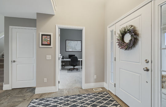 7900 Iron Horse Int-3