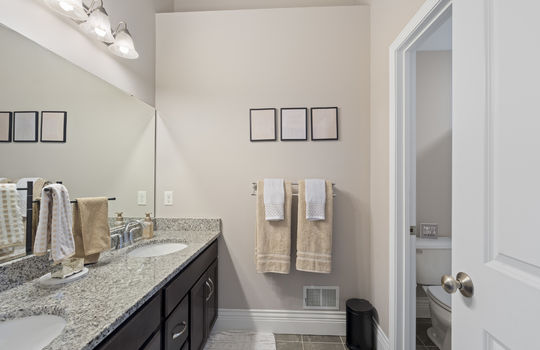 7900 Iron Horse Int-39