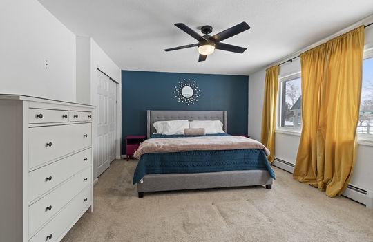 8500 Adler Rd Int-22