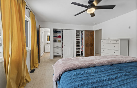 8500 Adler Rd Int-23