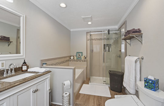 8500 Adler Rd Int-26