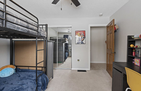 8500 Adler Rd Int-29