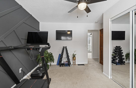 8500 Adler Rd Int-34