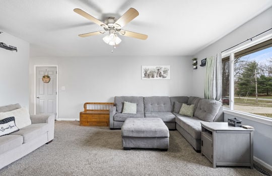 2165 Occidental Hwy Int-2