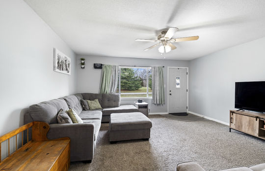 2165 Occidental Hwy Int-3